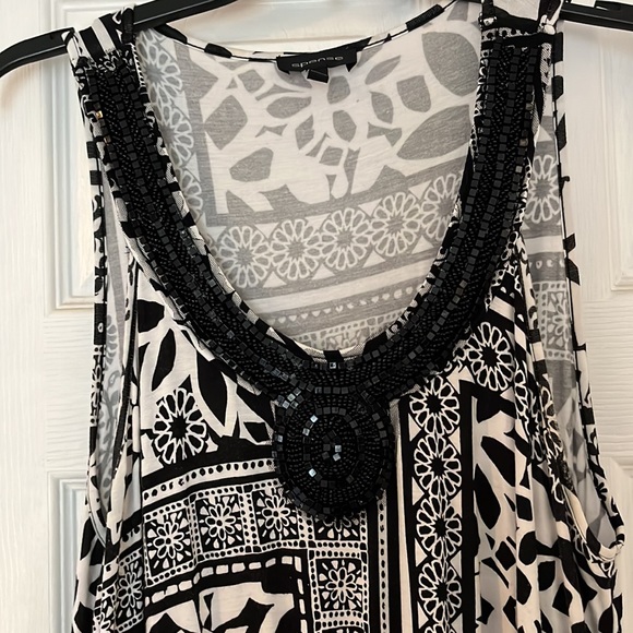 Black and white maxi dress - Picture 2 of 3